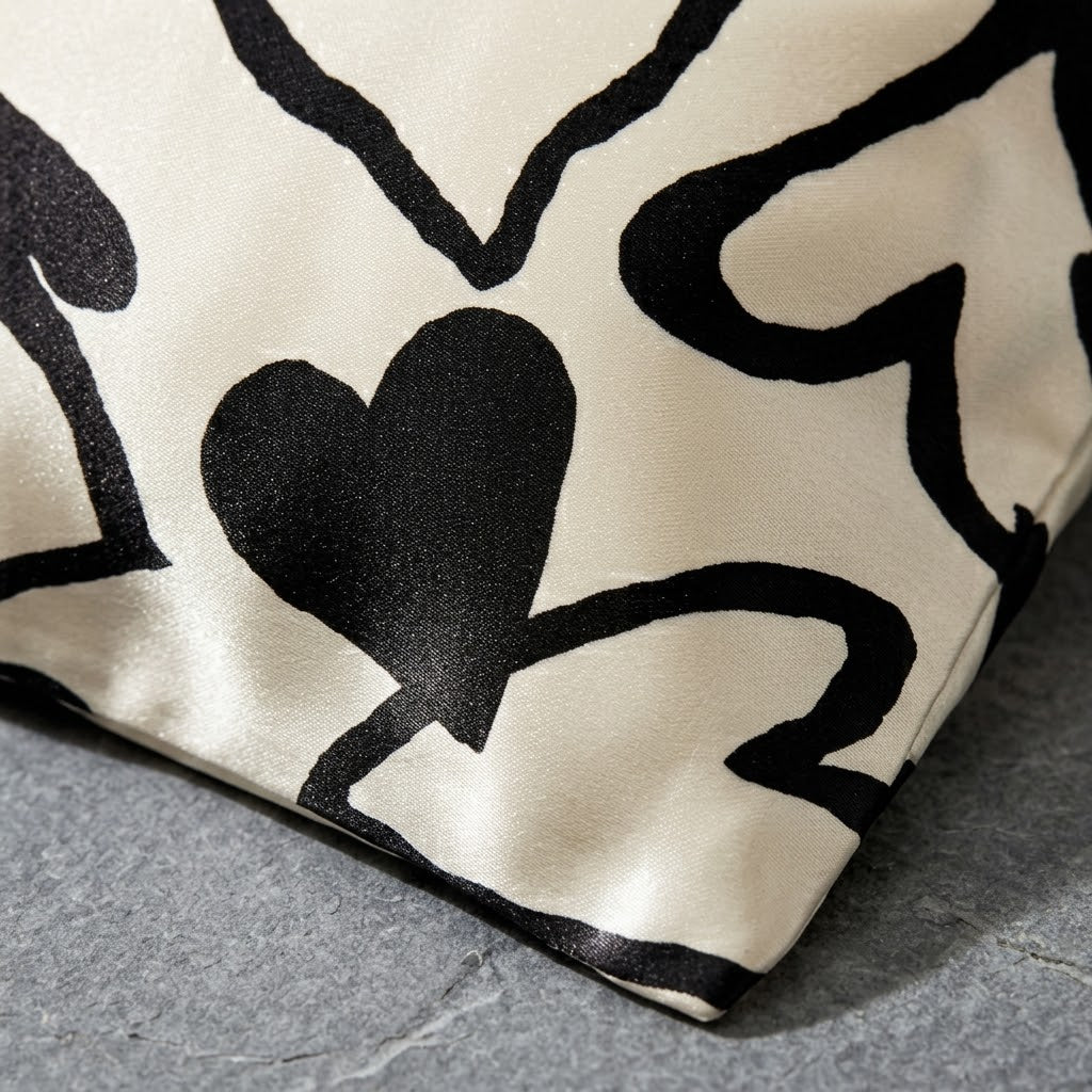Black and White Doodle Hearts Pure Mulberry Silk Pillowcase with Gift Box
